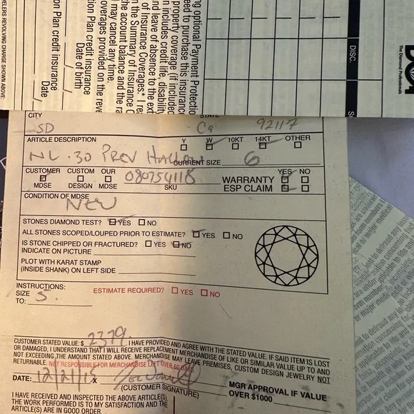 Vera Wang wedding set. Bought in 2015 and never wore them. Both are a size 5 - Picture 4 of 4